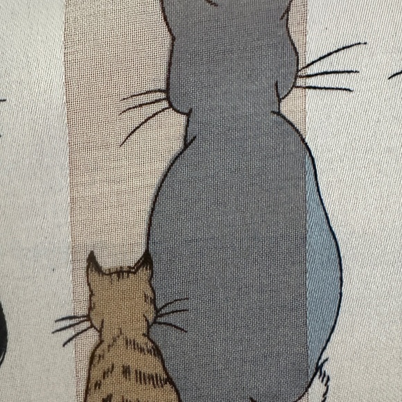 Long Scarf with Cats - Picture 8 of 15